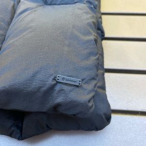 Lululemon quilted scarf